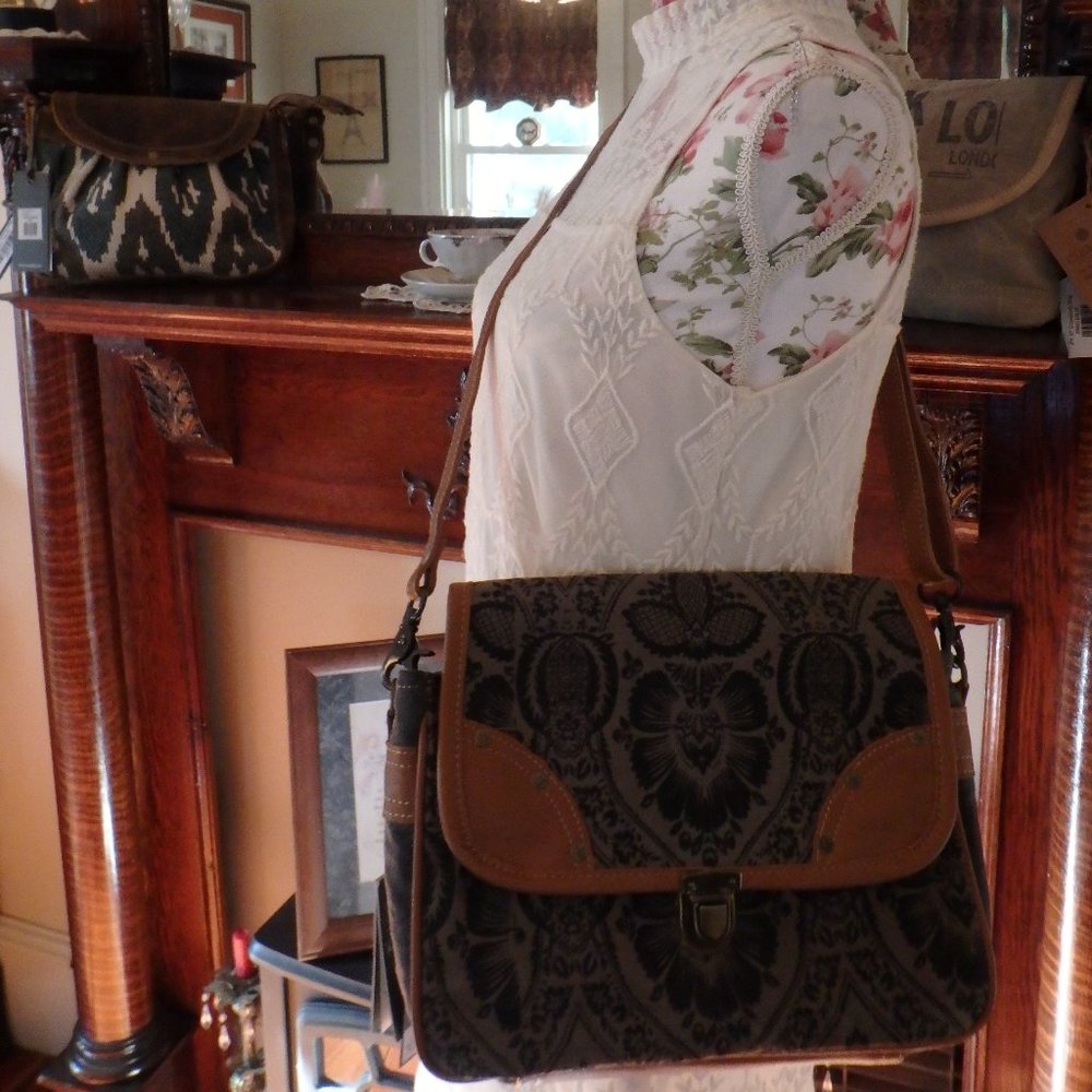 Myra Bag - Kairo Flap Messenger Bag